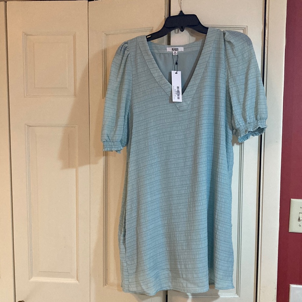 BB Dakota Short Dress, M, NWT